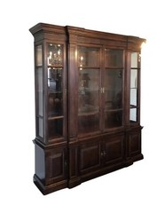 Century Claridge Mahogany Formal China Cabinet, Lighted c. early 1990’s