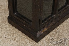 F73459: DREXEL ET CETERA Mid Century Modern Glass Display Cabinet