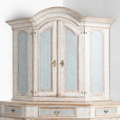 Early 19th Century Large Swedish Blue & White Swedish Corner Cabinet