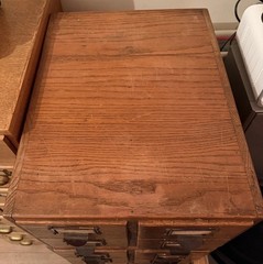 Beautiful Vintage 4 Drawer Library Index Card Cabinet Good Condition