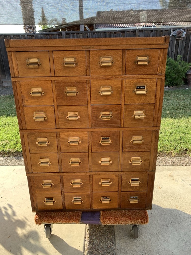 Antique Oak Wood Yawnan and Erne Mfg Co. Stacking Cabinet 28 Index File Drawers