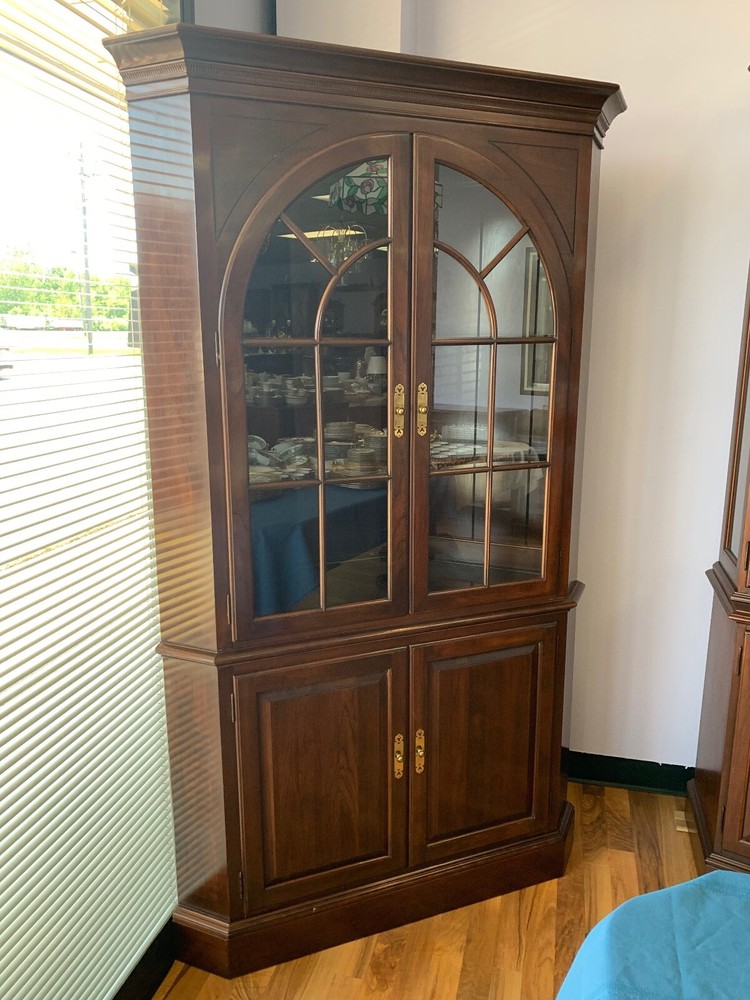 Ethan Allen Wooden Corner China Cabinet
