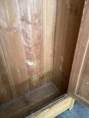 Antique Pine Two Door Wardrobe Cabinet With Removable Shelf & Bar Has Rack