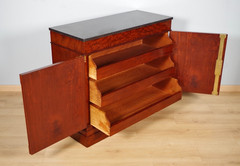 Empire-style chest of drawers with doors in moiré mahogany, circa 1810