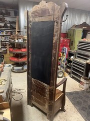 Oak Hall Seat