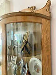 Antique Oak Curved Beveled Glass China Cabinet+Beveled Mirror+Key + Shipping.
