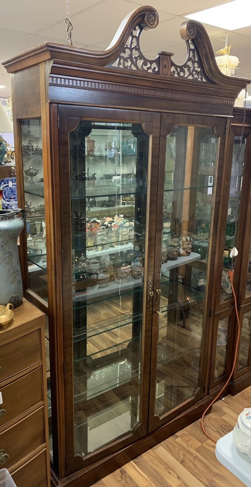 VTG 1950s MCM American of Martinsville Solid Mahogany Curio Display Cabinet 89″H