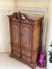 Luxurious antique furniture cupboard wood TV cabinet 4 drawers Marge Carson