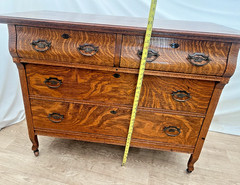 Antique American Quarter-Sawn White Oak Dresser, Chest of Drawers, Buffet
