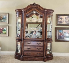 VINTAGE CURIO CHINA CABINET W CURVED GLASS DOORS