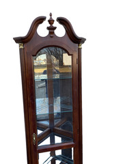 66160 Mahogany PULASKI Furniture Corner China cabinet Curio
