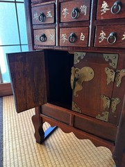 antique Japanese apothacary chest of drawers / cabinet