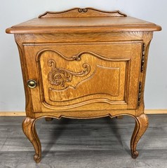 Vintage French Bedside Tables Nightstands Louis XV Style Side Cabinets LOT 3907