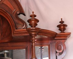 Antique Victorian Rosewood Étagère with console cabinet