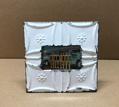 VTG 11″ Sq. Photo 4×6 Tin Ceiling Metal Shabby White Picture Frame Old 922-26B