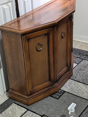 1970s American Pecan Rattan Console Cabinet with Shelf, 2 Doors