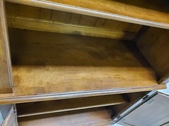 Ethan Allen Bookcase French Country Display Cabinet Shell Carved Fin. 236 B