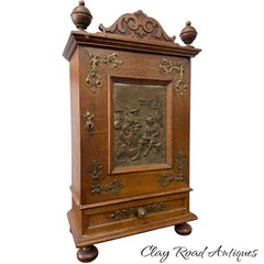 Antique Art Nouveau tiger oak quarter sawn wall cabinet 1890 bronze plaque nice