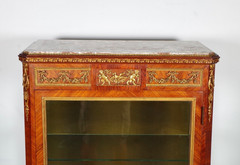 Transition style display case in Linke’s taste, violet wood, circa 1880