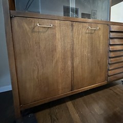 Vtg MCM Merton Gershun for AMERICAN of MARTINSVILLE 57.5” Hutch/Curio/Bookshelf