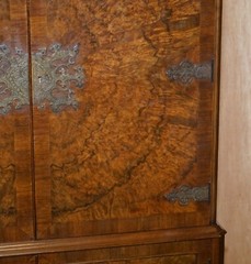 SUBLIME ART DECO DRINKS CABINET WITH EXQUISITE BURR WALNUT PANELS CABRIOLE LEGS