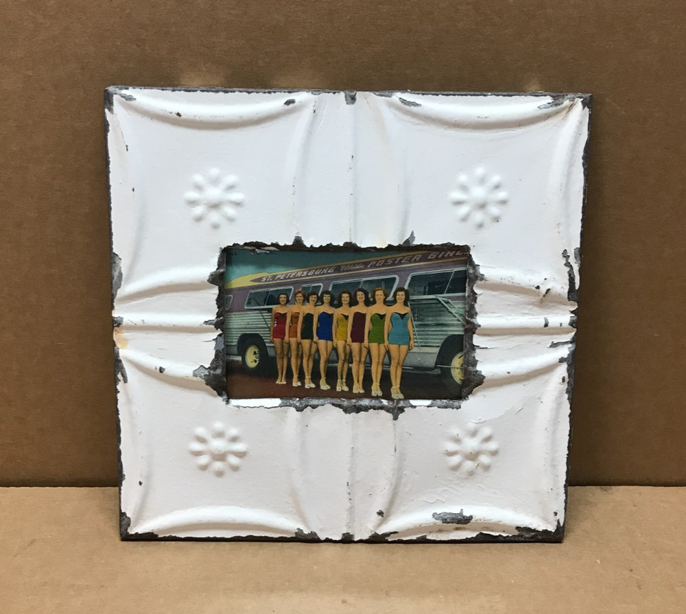 VTG 11″ Sq. Photo 4×6 Tin Ceiling Metal Shabby White Picture Frame Old 922-26B