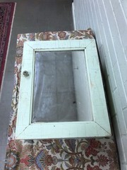 ANTIQUE SHABBY LIGHT GREEN MEDICINE CABINET CUPBOARD W/MIRROR 18 X 14 X 6” DEEP