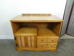 VTG 36″W Maple ’70s E Allen-esque Console Louver Doors Cabinet Chest Colonial VG