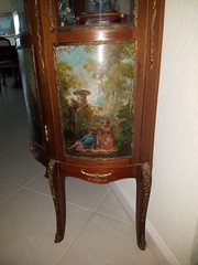 French Louis XV Vitrine