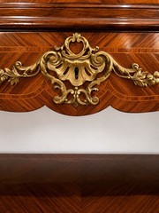 Antique French Louis XV Kingwood Vitrine Curio Display Cabinet Bronze Mounted