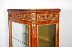 Transition style display case in Linke’s taste, violet wood, circa 1880