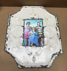 VTG 11×13 Shabby Decorative 4×6 Tin Ceiling White Picture Frame Old 387-26B