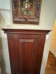 Ethan Allen British Classics Linen Storage Cabinet Excellent Condition