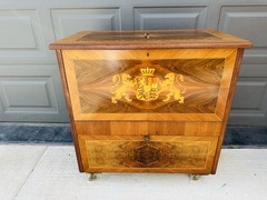 Beautiful Vintage Mid Century Art Decor Bavarian Inlaid Cocktail Dry Bar Cabinet