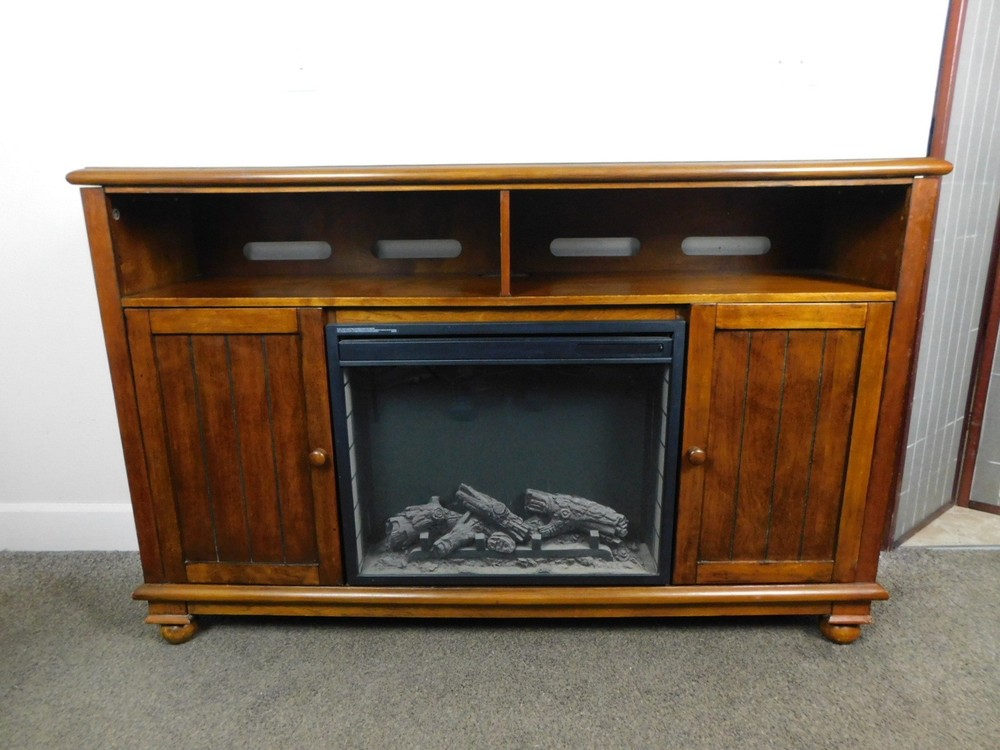 Used VG 57″ Wide Traditional Media Console Entertainment Center Fireplace Heater