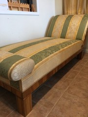 Biedermeier Day sofa Genuine Antique pice of Furniture – Origin from Europe