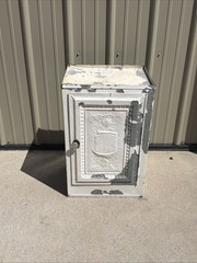 Vintage Antique Old Galvanized Steel Metal Bread Cake Safe Box Cabinet Cub board