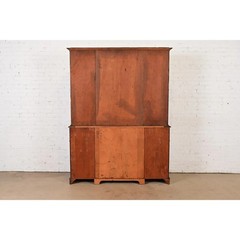 Baker Furniture Style Georgian Mahogany Bubble Glass Breakfront Bookcase Cabinet
