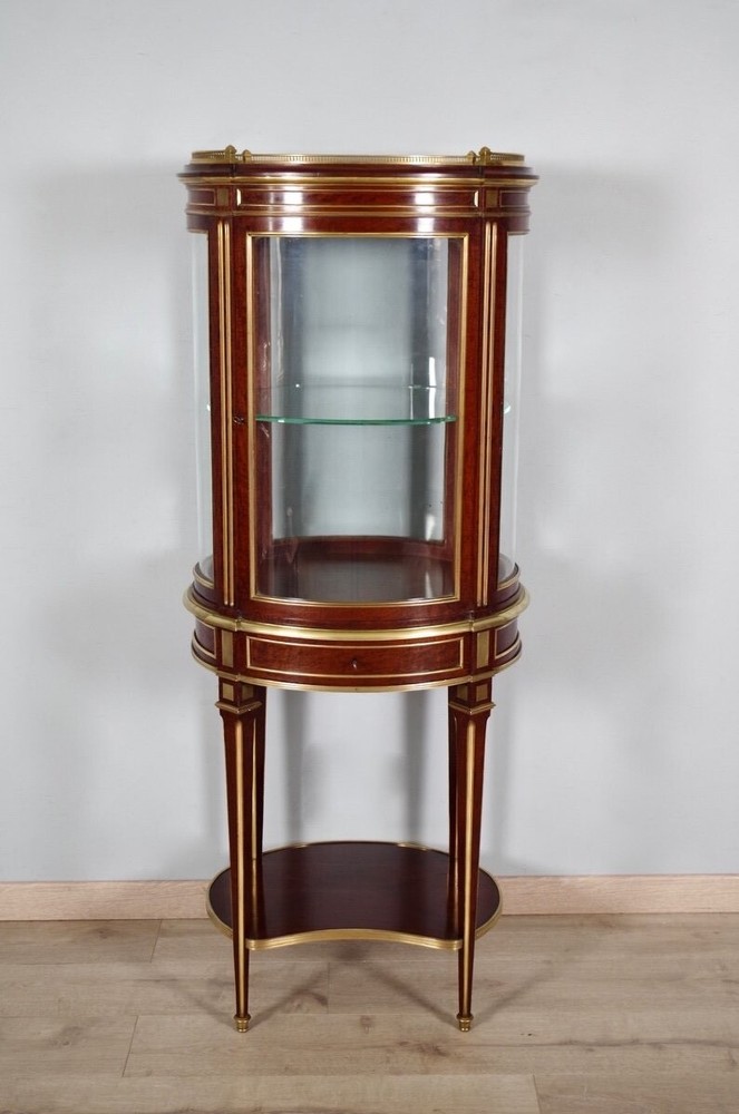Paul Sormani: Louis XVI Style Display Case