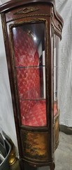 Vintage Franch Vernis Martin Vitrine – Hand-Painted Serpentine Curio Cabinet