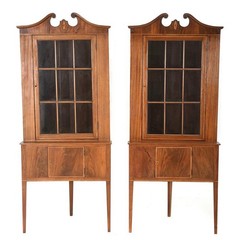 ANTIQUE PAIR 20TH C AMERICAN FEDERAL INLAID MAHOGANY CORNER CABINETS (AF3-211)