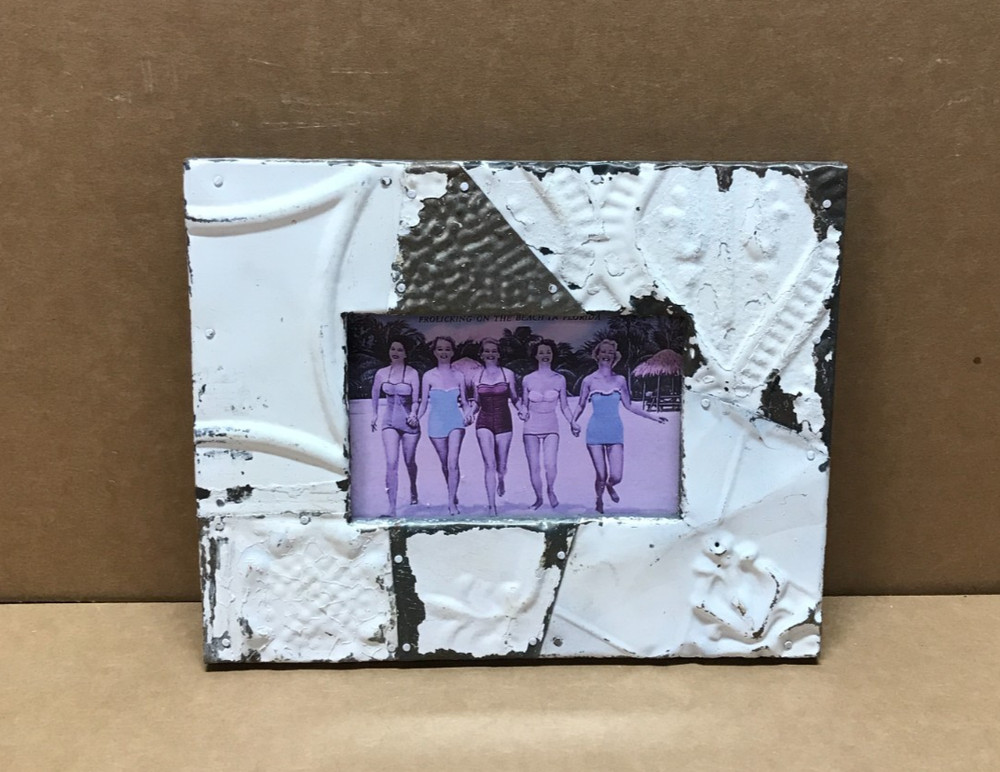 VTG Shabby White Photo 4×6 Patchwork Tin Ceiling Picture Frame Chic Old 673-26B