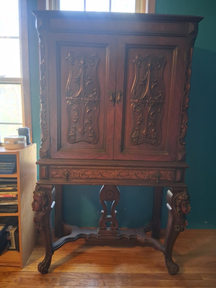 Vestry Cabinet