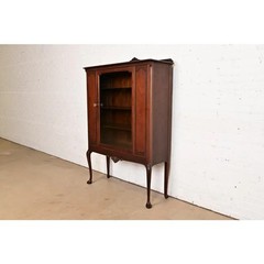 Berkey & Gay Style Antique Queen Anne Bookcase or Bar Cabinet, Circa 1920s