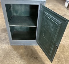 Vtg Bread Pie Safe, Cake Cabinet Bread Box/Farmhouse Decor