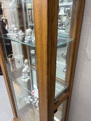 62458 VINYARD Furniture Etched Glass Oak Curio China Cabinet