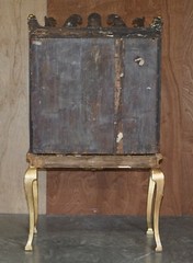 IMPORTANT ANTIQUE GEORGE II CIRCA 1740 MULBERRY WOOD GILTWOOD DRINKS CABINET