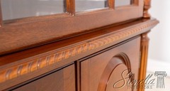 71224: HITCHCOCK Mahogany Georgian Style Lighted Corner Cabinet