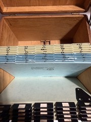 Vintage Shaw Walker Oak FILE or RECIPE BOX Dovetailed with 3 Sets of Dividers