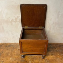 VINTAGE VICTORIAN WOODEN MAHOGANY COMMODE POT STAND CABINET OTTOMAN #4785